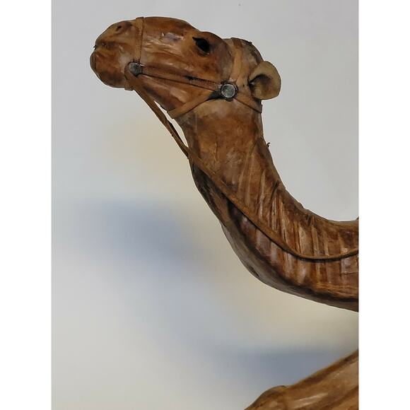 Vtg Kneeling Leather Covered Large Camel 15" Long Down Position Reins Realistic - Picture 4 of 10